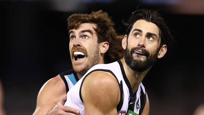 AFL Round 19. Port Adelaide v Collingwood at Marvel Stadium, Melbourne. 23/07/2021. Brodie Grundy of the Magpies and Scott Lycett of the Power battle for position . Pic: Michael Klein