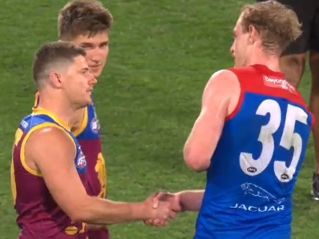 Zorko apologised to Petty after the siren and the pair shook hands. Picture: Channel 7