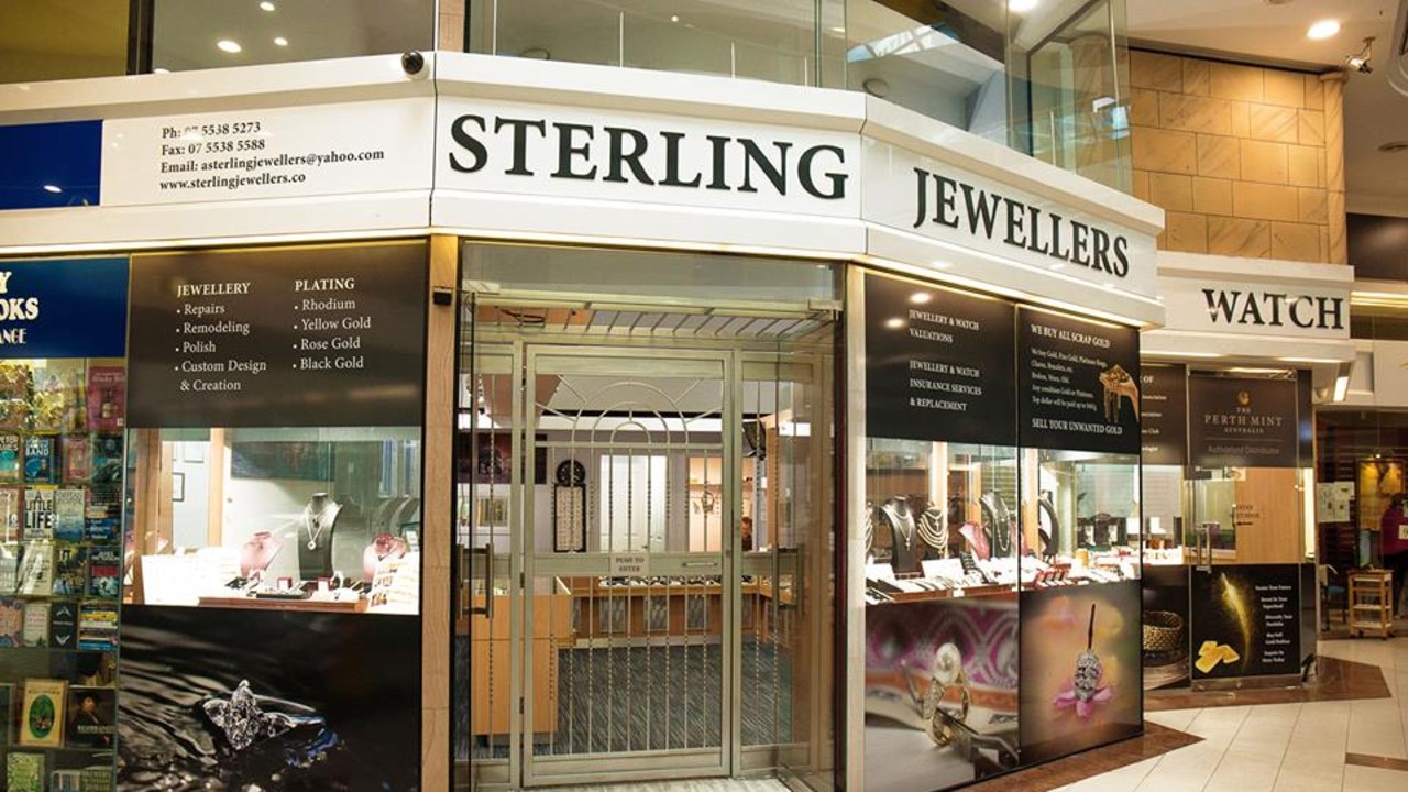 Sterling Jewellers: Couple want $1M worth of jewellery back | Gold