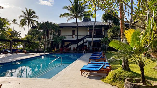 The pool where the poisoned drinks were bought at the Warwick Resort. Picture: Jason Edwards