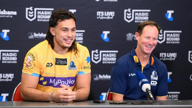 Gold Coast Titans player Tino Fa'asuamaleaui (L) and former Titans coach Justin Holbrook. Picture: Mat Roberts / NRL Photos.