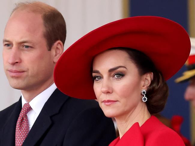 LONDON, ENGLAND - NOVEMBER 21: Prince William, Prince of Wales and Catherine, Princess of Wales attend a ceremonial welcome for The President and the First Lady of the Republic of Korea at Horse Guards Parade on November 21, 2023 in London, England. King Charles is hosting Korean President Yoon Suk Yeol and his wife Kim Keon Hee on a state visit from November 21-23. It is the second incoming state visit hosted by the King during his reign. (Photo by Chris Jackson/Getty Images)