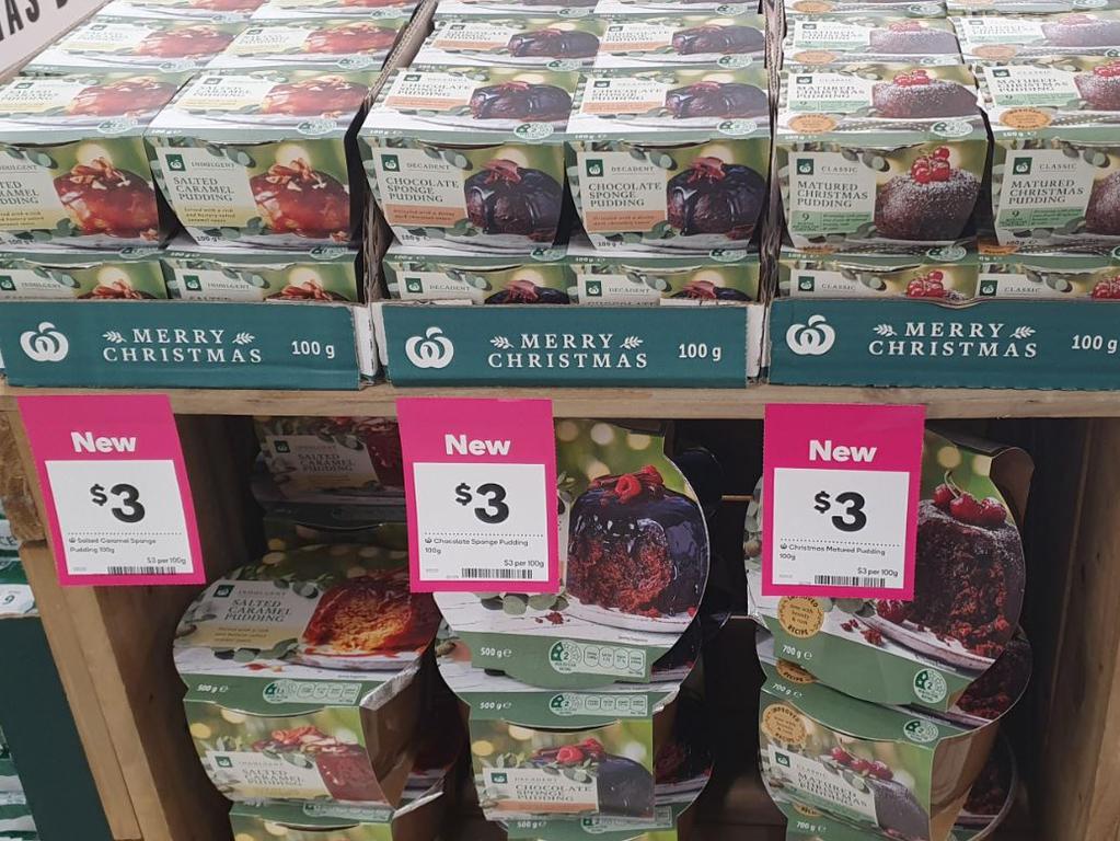 Woolworths has introduced ‘new’ Christmas products into store in August. Picture: Reddit/NYE Expert