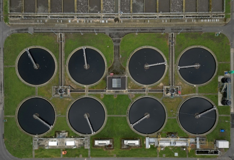 Executive bonuses banned at six UK water companies over pollution