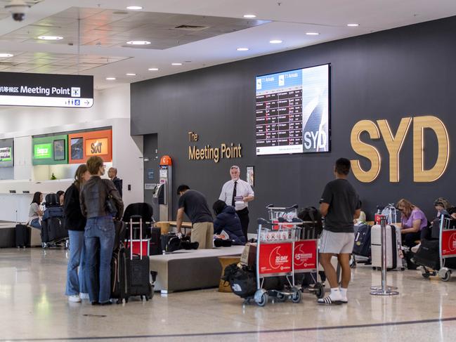 SYDNEY, AUSTRALIA, NCA NewsWire, Sunday, 8 January 2023.Sydney International Airport. Spates of diversions and delays could spell doom for flights from Australia but one travel expert says the industry is bouncing back - and cheaper flights could soon be on the way?Picture: NewsWire / Monique Harmer