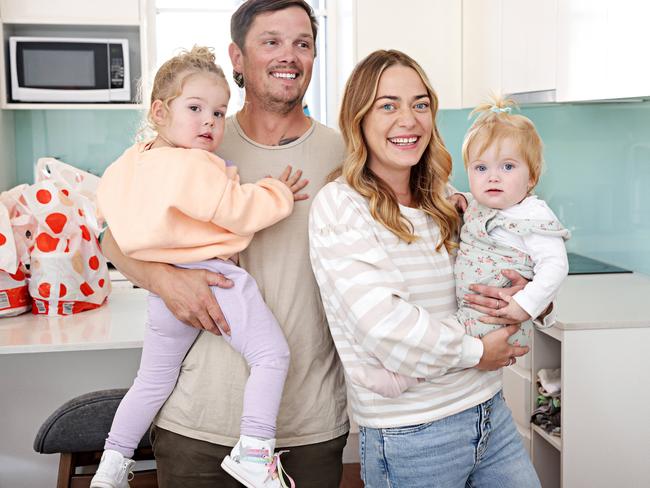 DAILY TELEGRAPH. MAY 7, 2023. (LR) Scout Sumner (2), Josh Sumner, Mietta Mcilroy and Josie Sumner (10 months) at their home in Kingsford. Picture: Adam Yip