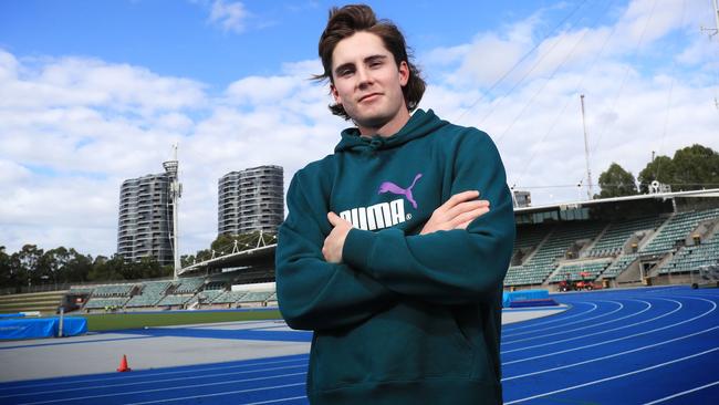 Rohan Browning has a sore hamstring and won’t take part in the world indoors.