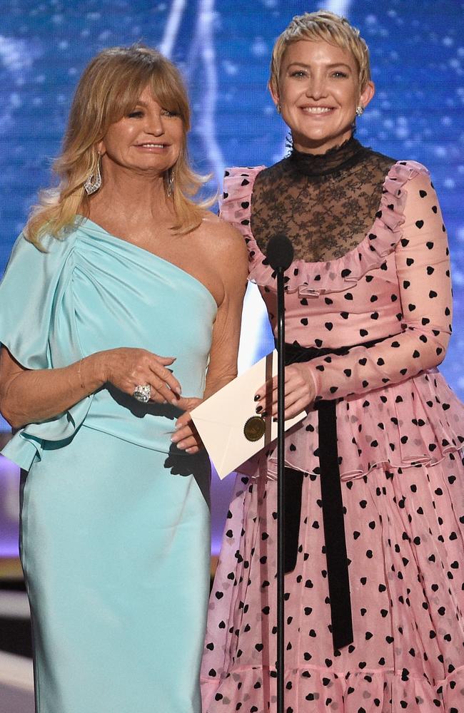 Kate Hudson and mum Goldie Hawn both have a love of singing. Picture: Kevork Djansezian/Getty Images