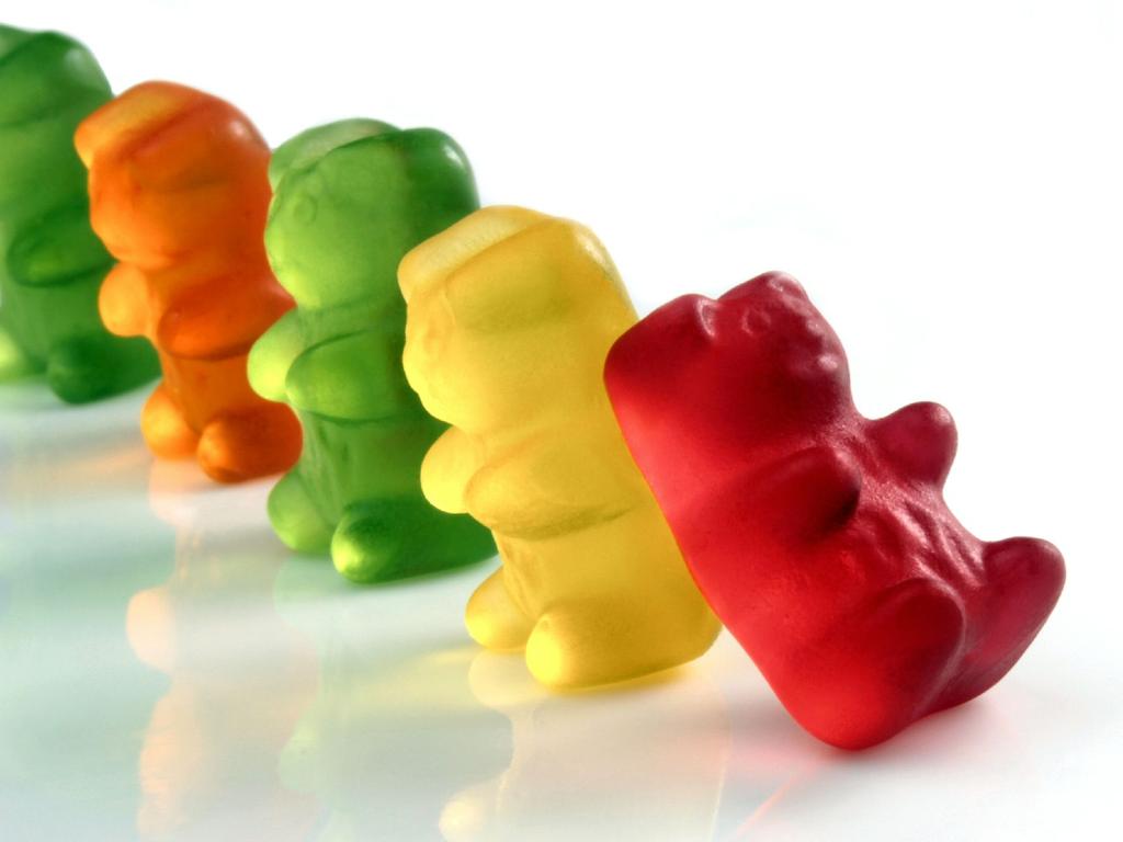 Gummy sweets, with a dry surface, had the weakest transfer of bacteria when dropped.