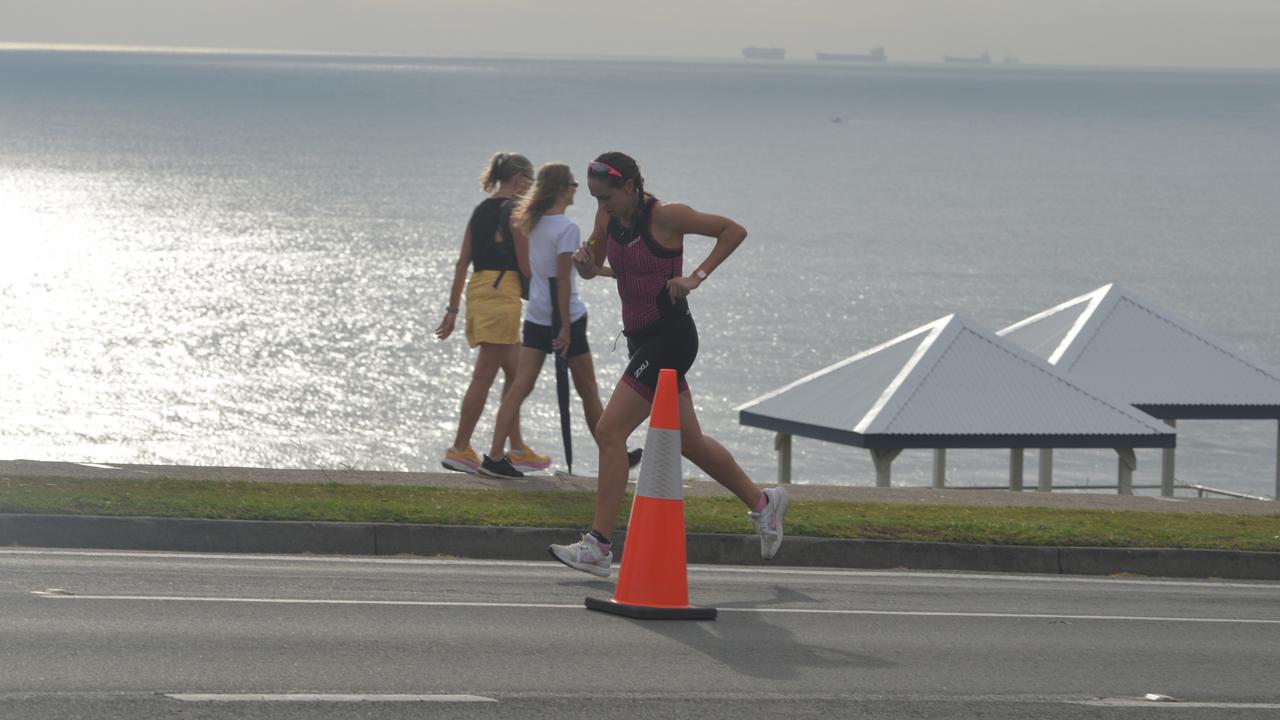 Action from the sprint event at the 2023 Mooloolaba Triathlon.