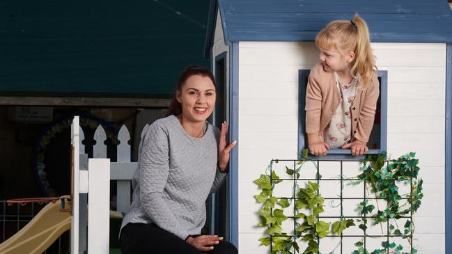 OSCH worker Colleen Reilly with her three-year-old daughter Octavia. Picture: Matt Loxton