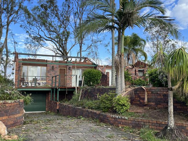 A Helensvale house which lost its roof. Picture: Keith Woods.