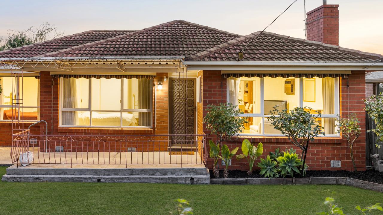 Little-know ‘affordable’ Melb suburb auction buyers can’t miss