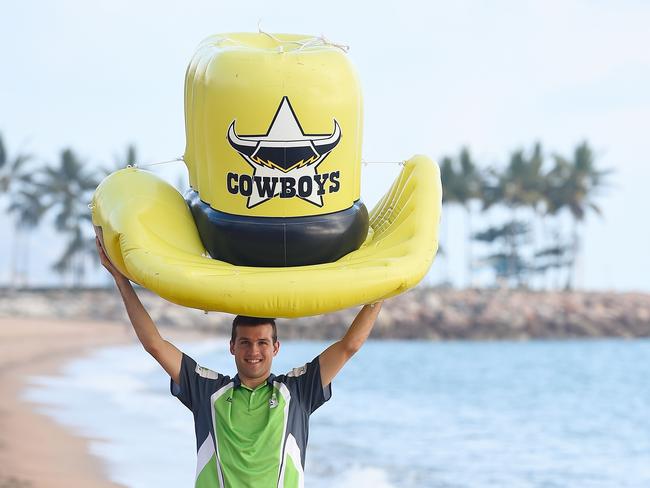 Cowboy fan Dan Gilbert demonstrates that everything is larger in northern Queensland.
