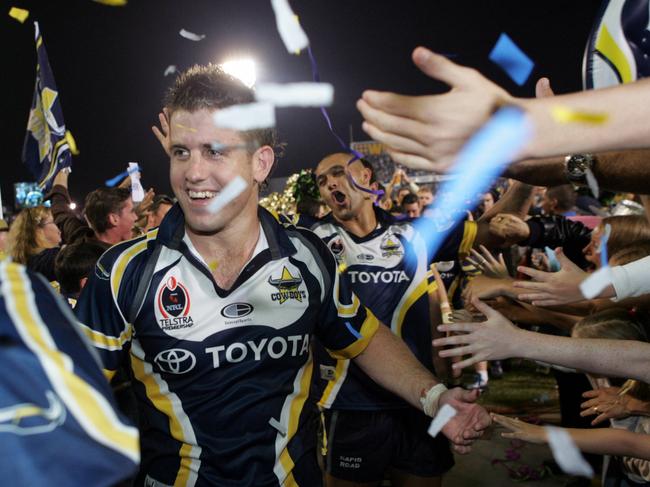 Josh Hannay and Paul Rauhihi. Broncos V Cowboys at Dairy Farmers Stadium T'ville . NRL - photo David Kapernick. 18.9.04