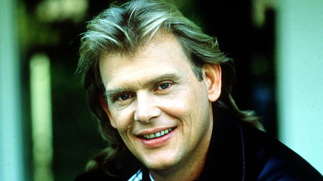 Singer Johhny (John) Farnham, 30/12/88. Pic Ex Brisbane Sun. Farnham/Singer P/