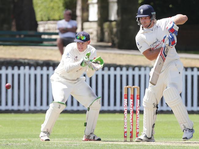 Scott Rodgie bats for Mosman at Allan Border Oval.