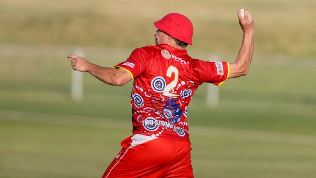 A fielder throwing the ball during a match. Picture: Charlie Lowson/NT Cricket.