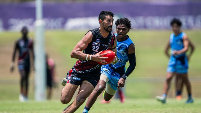 Marlion Pickett playing for the Tiwi Bombers against the Darwin Buffaloes in Round 4 of the 2024-25 NTFL season. Picture: Pema Tamang Pakhrin