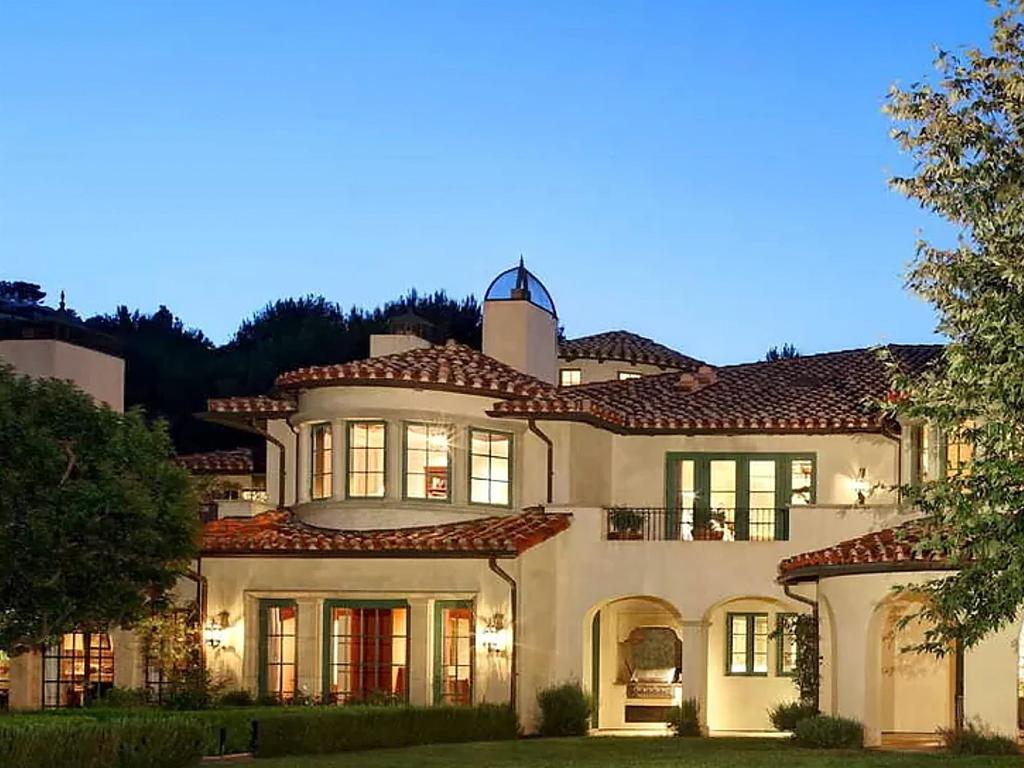 Dwayne Johnson, "The Rock", has just splurged on a Beverly Hills mansion. Photo: BACKGRID Australia.