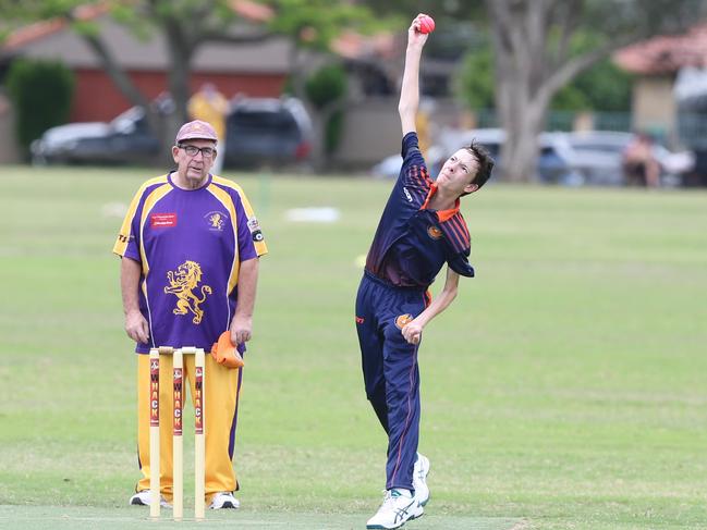 Runaway Bay’s Noah McQueen picked up 13 wickets at 12.62 in the Open Div 3 Juniors. Picture by Richard Gosling