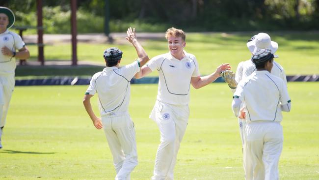 Campbell Cowan celebrates wicket.                               (AAP Image/Richard Walker)