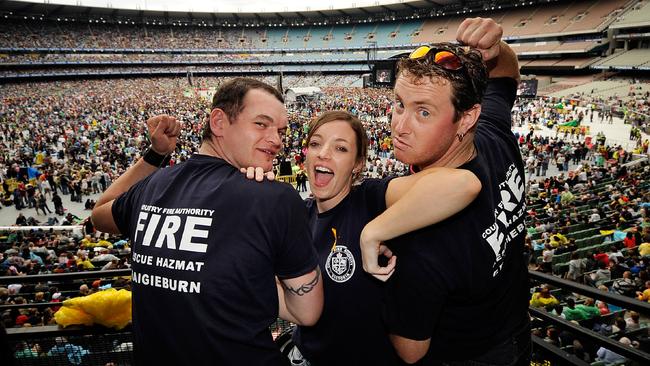 Craigieburn CFA firefighters Glen Payne, Kylie Payne and Steve 'Joyno' Joynson.