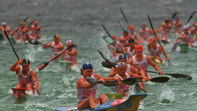 Ironman Trevor Hendy during ski leg of Uncle Toby's Super Series at Manly Beach. 6 November 1994 Sport / Swimming / Action