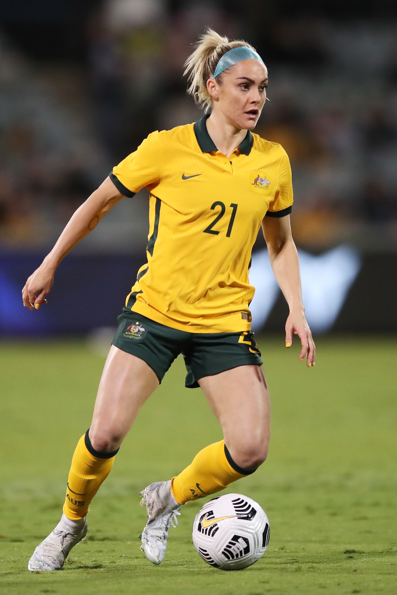 <p><strong>2. Ellie Carpenter – estimated $1.2 million</strong><br /><strong>Club:</strong> Olympique Lyonnais</p><p><a href="https://www.vogue.com.au/culture/world-cup/ellie-carpenters-guide-to-eat-stay-and-play-in-sydney/image-gallery/b414bcadc5ea34f8658ca2dcd133b48a" target="_blank" rel="noopener">Ellie Carpenter</a>, the Matildas’ defender, who plays for France’s Olympique Lyonnais pulled in around $1.2 million in the last financial year.</p>