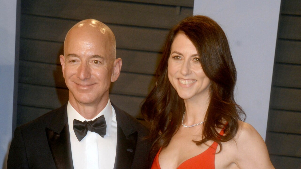 Worlds Richest Man Announces Divorce From Wife Of 25 Years The