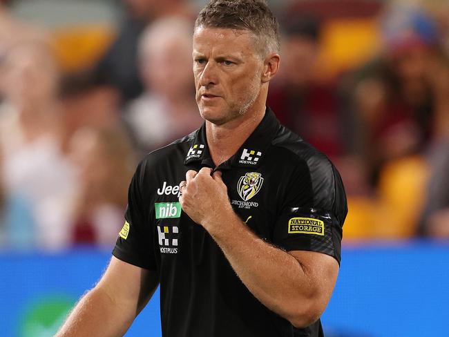 Damien Hardwick will get a 15th season at Richmond.