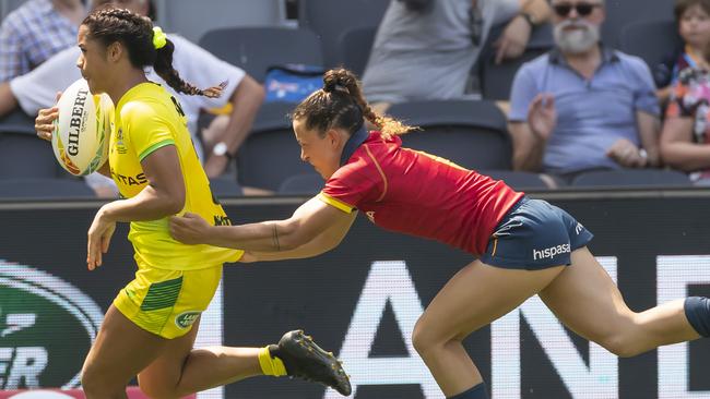 Faith Nathan playing against Spain in Tokyo.