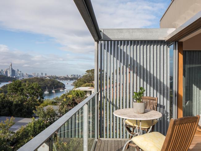 No disagreements about the view though. Picture: Foxtel/Grand Designs Australia/Katherine Lu