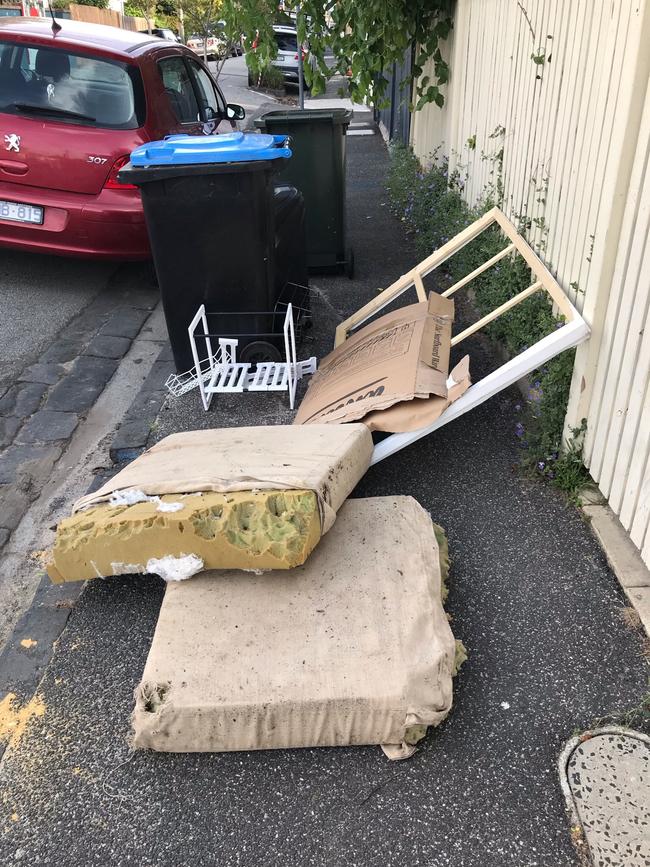 Rubbish in South Yarra. Picture: Snap Send Solve