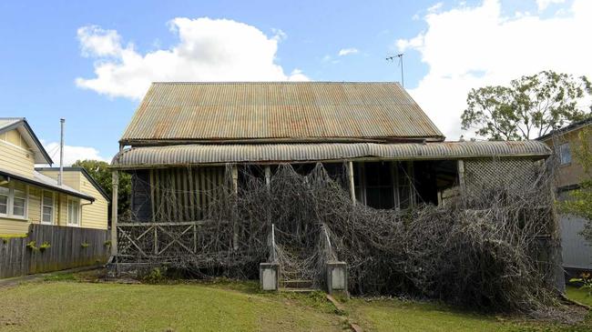 DILAPIDATED: 33 Fitzroy St is set to be demolished despite it's heritage status. Picture: Caitlan Charles