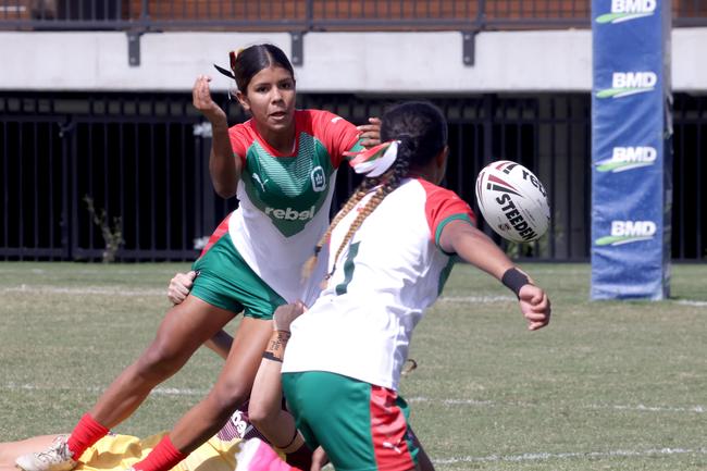 Affrica-Jade Hippi. Photo Steve Pohlner