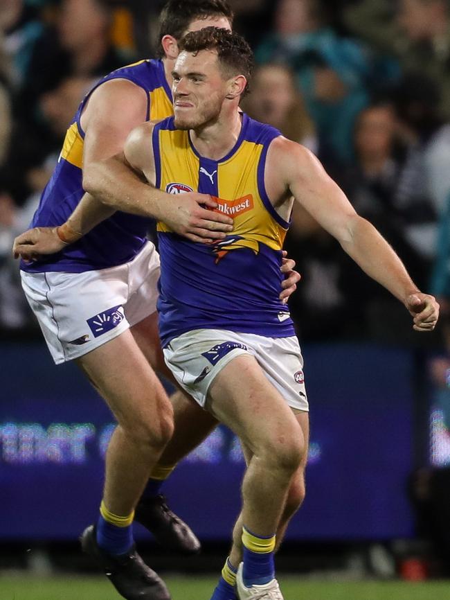 Luke Shuey celebrates his elimination final-winning goal.