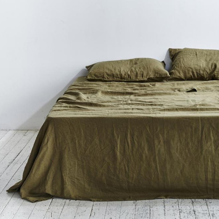 In Bed, 100% Linen Sheet Set in Moss