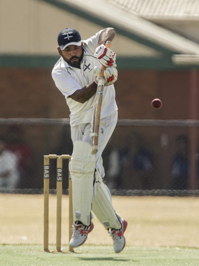 Cranbourne Meadows batsman Sunny Paul.