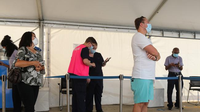 Health care workers arrive to get the COVID-19 vaccination. Picture: NCA NewsWire / Gaye Gerard