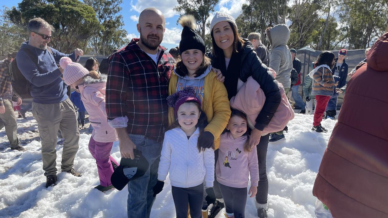 Ipswich family Ross, Lillie (11), Macie (5), Elsie (4) and Emma Sauer visit Snowflakes in Stanthorpe, having planned to come over three months ago. Photo: Madison Mifsud-Ure / Stanthorpe Border Post