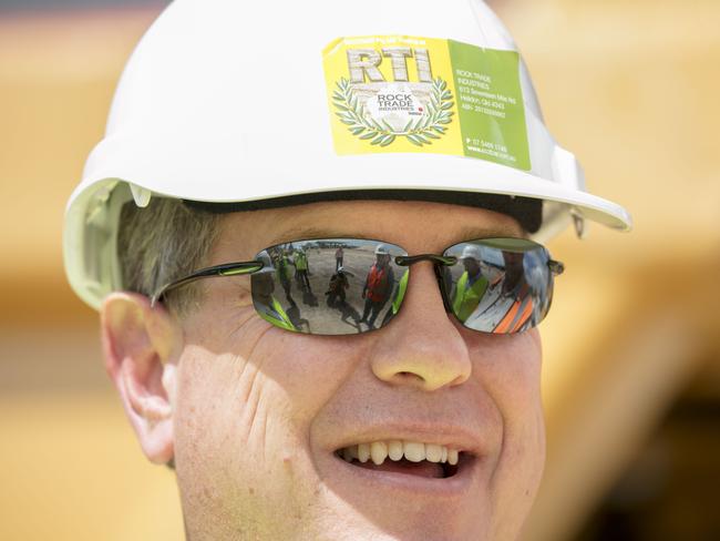 Queensland LNP leader Tim Nicholls takes a tour of Rock Trade Industries, a quarry at Helidon in the Lockyer Valley, as part of the 2017 Queensland election campaign, in Brisbane, Monday, October 30, 2017. (AAP Image/Glenn Hunt) NO ARCHIVING