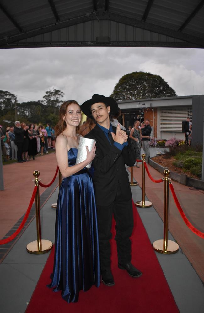 Students arrive at Noosa District State High School formal.