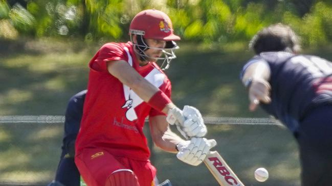 Michael Wallace batting for Casey. Picture: Valeriu Campan