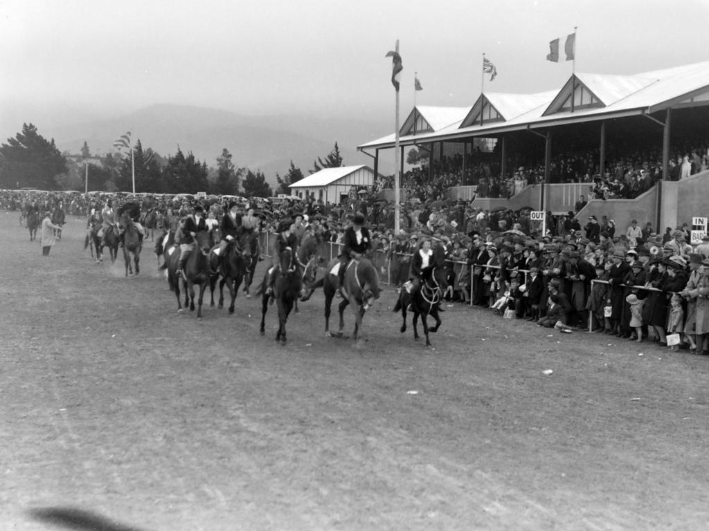 Mercury Archive historical file picture Royal Hobart Show.