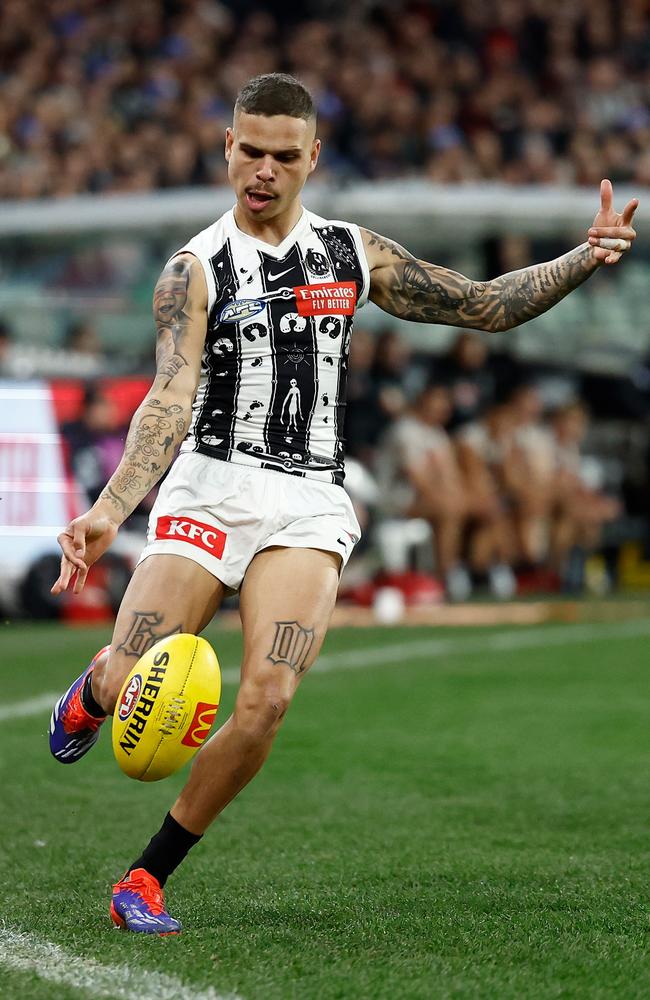 Would freeing Bobby Hill up by moving him up to a win lead to a positive impact? Picture: Michael Willson/AFL Photos via Getty Images
