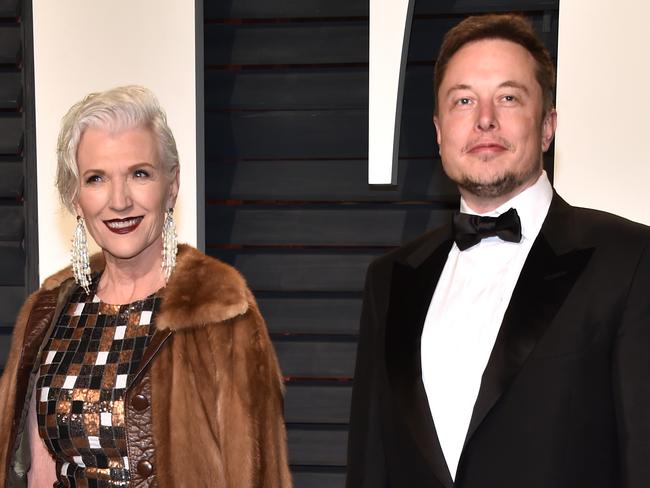 Elon Musks Mum Maye Walks Runway At New York Fashion Week Aged 69