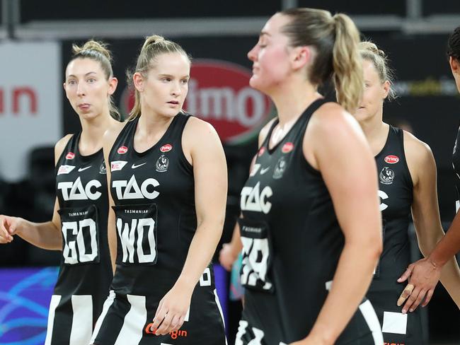 MELBOURNE, AUSTRALIA - MARCH 26: Magpies look on after the narrow loss during the round two Super Netball match between Collingwood Magpies and Melbourne Vixens at John Cain Arena, on March 26, 2023, in Melbourne, Australia. (Photo by Kelly Defina/Getty Images)