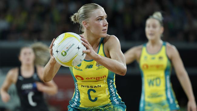 Kate Moloney in action for the Diamonds. (Photo by Daniel Pockett/Getty Images)