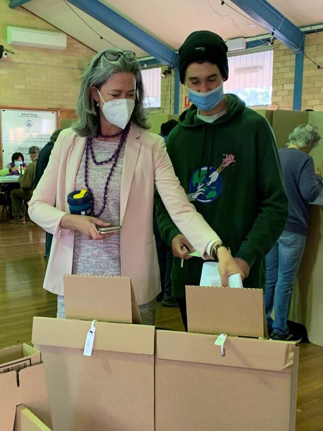 Bradfield independent candidate Nicolette Boele casts her vote.